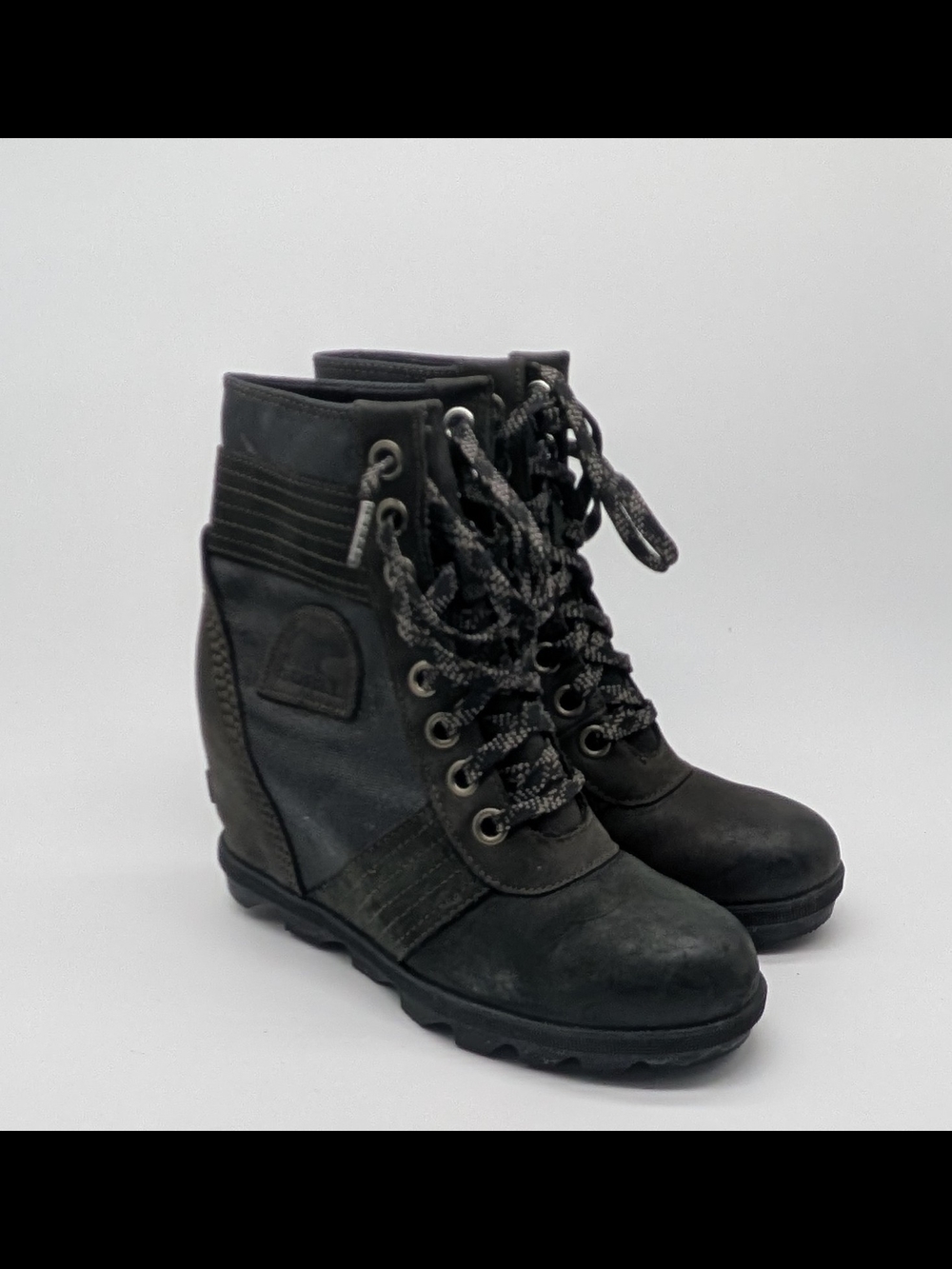 Sorel Lexie Wedge Women's Size 7 Black Lace Up Combat Bootie Waterproof Boots